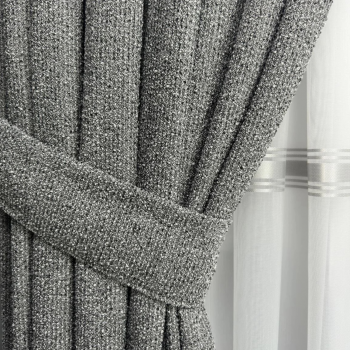 Сива завеса с фини бляскави пулчета